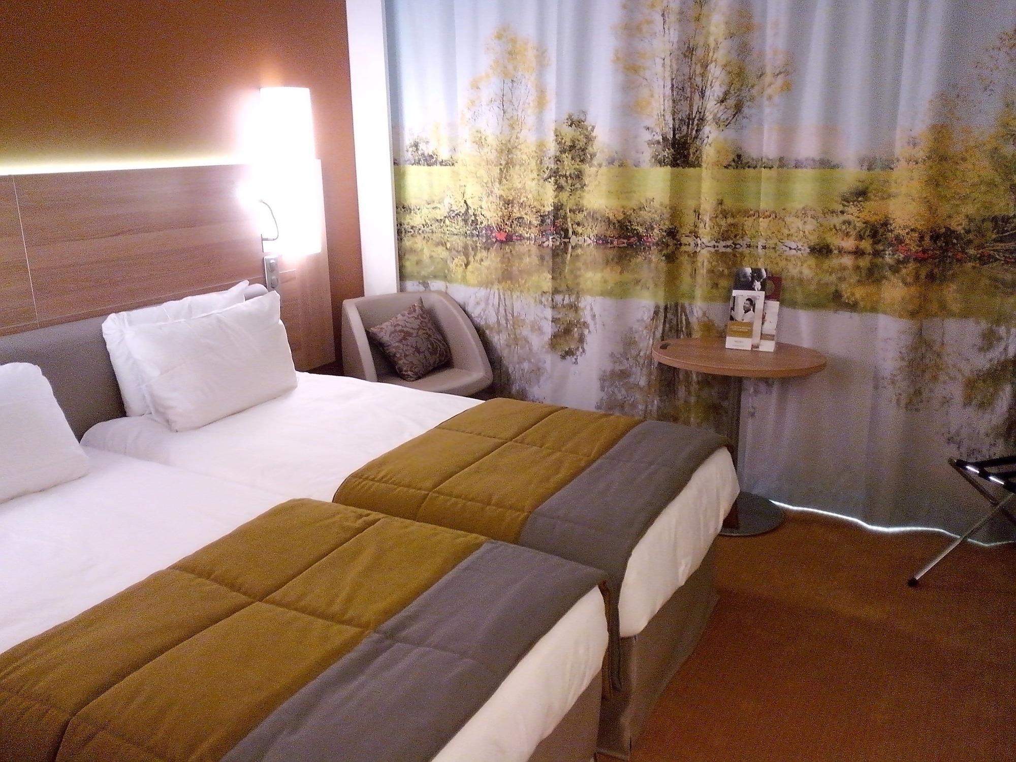 Hotel Mercure Bord De Saone