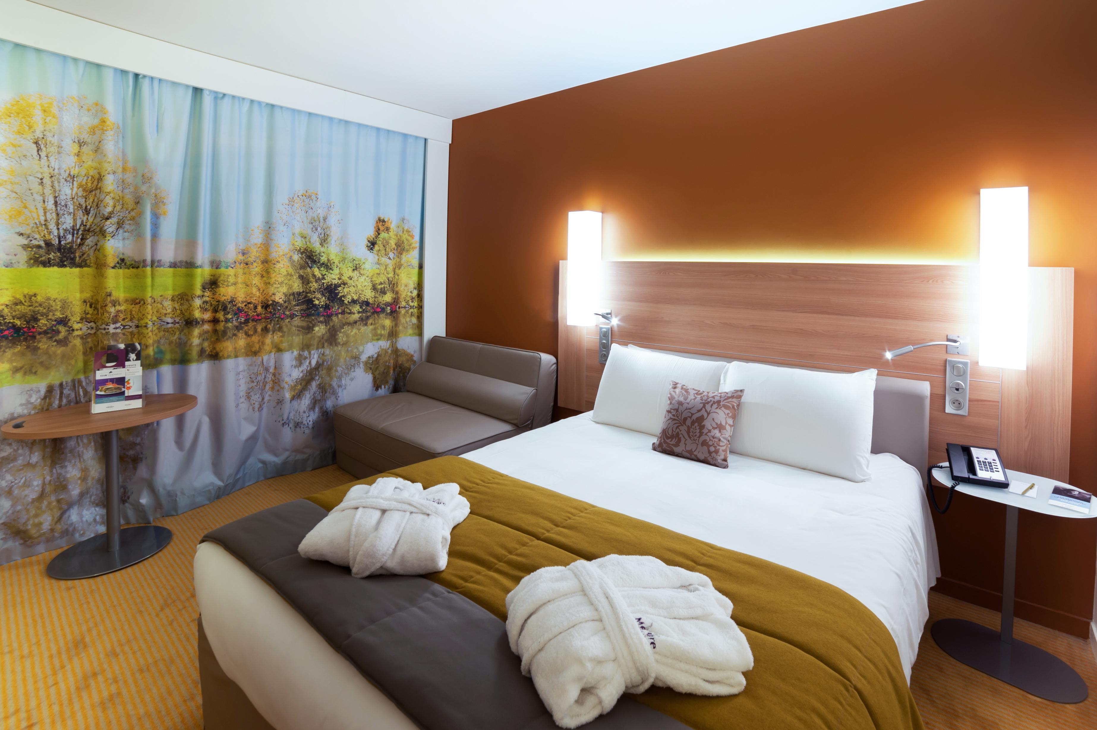 Hotel Mercure Bord De Saone