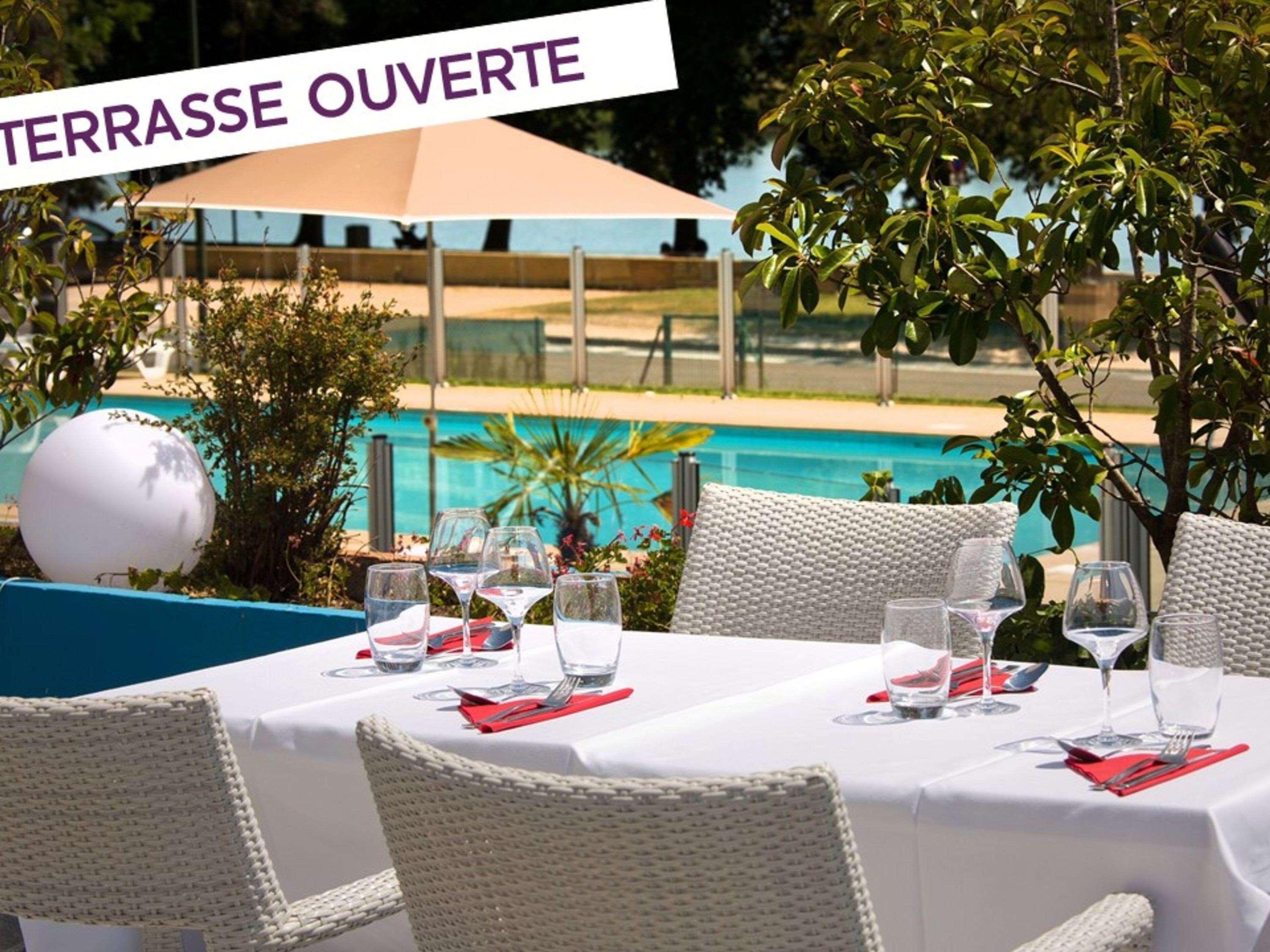 Hotel Mercure Bord De Saone 4*